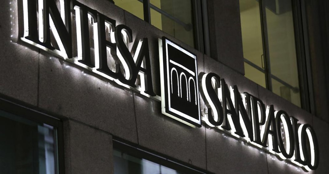 Borsa Intesa scavalca Santander con 35 miliardi seconda banca